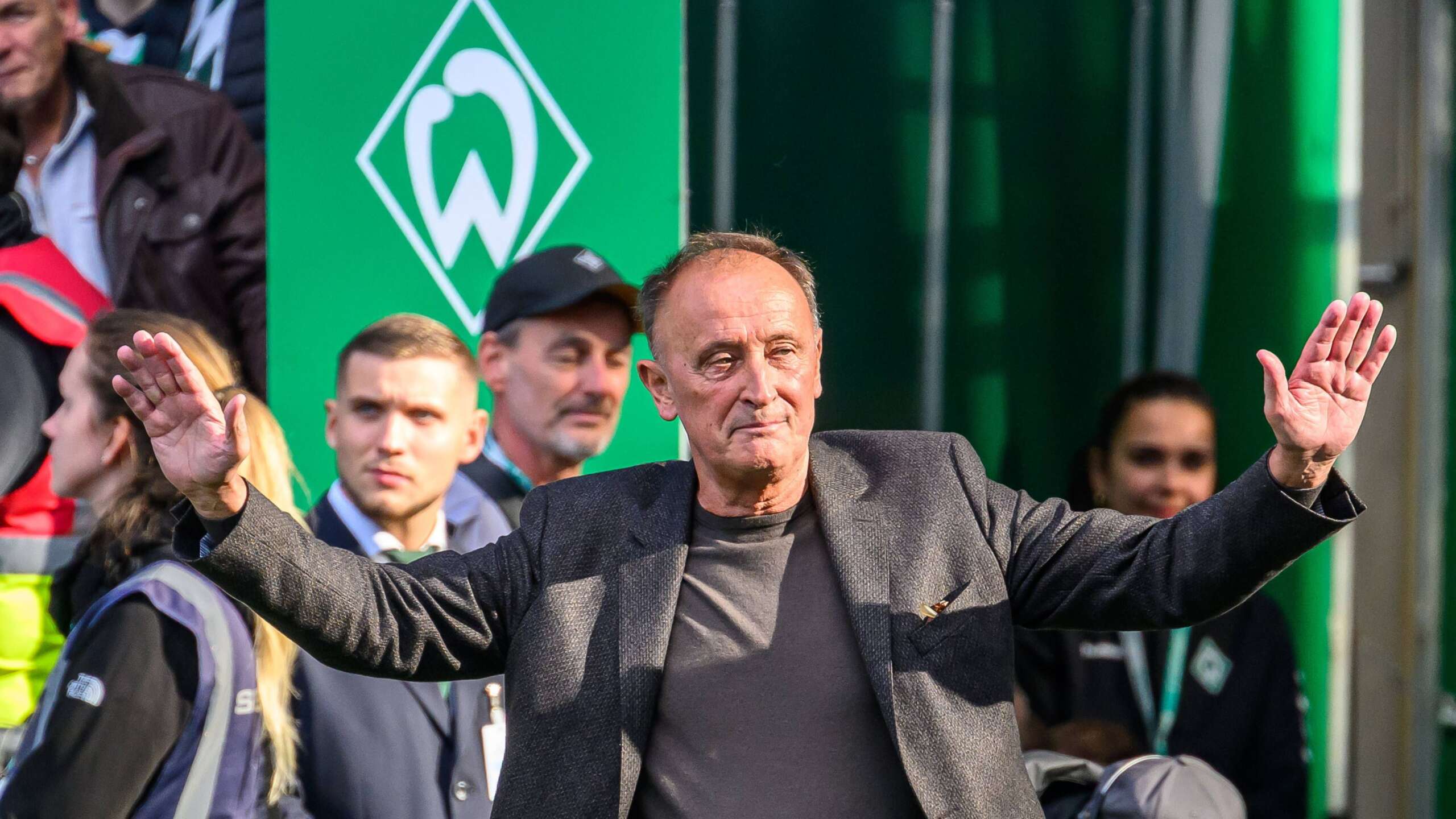 Einer der sich nicht profilieren wollte Realtime Scores